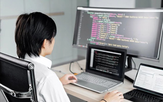 定安 api php源码,下载的php源码怎么运行呢？